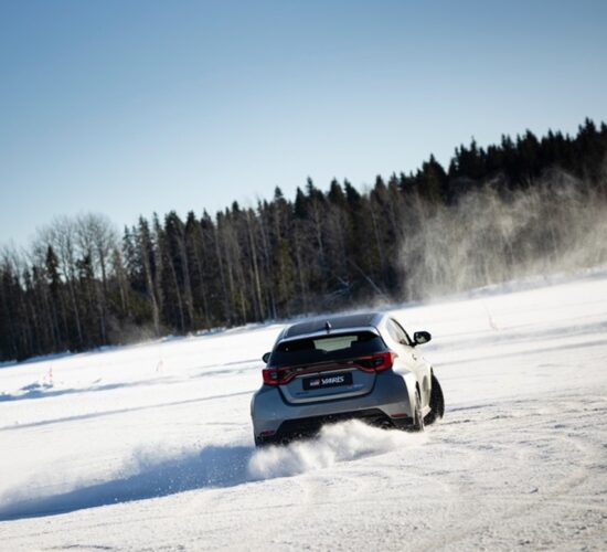 toyota-gr3 toyota-gr3